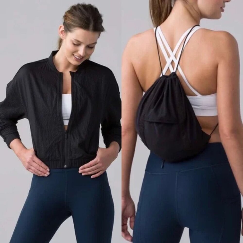 Lululemon Pack Light Bomber Black Size 4
